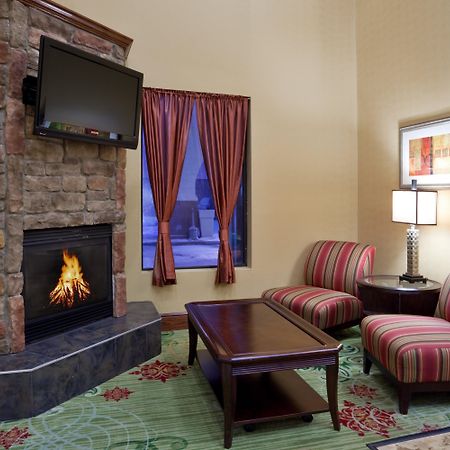 Holiday Inn Express Hotel & Suites Cleveland-Streetsboro By Ihg Zewnętrze zdjęcie